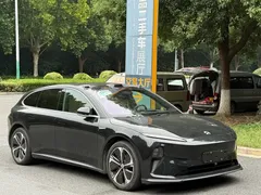 2024 Nio ET5T 75kWh Touring, чёрный — фото 3