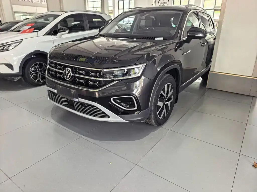 2023 Volkswagen Tayron 330TSI 2WD Luxury Plus Advanced