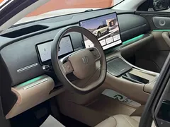 2026 Leapmotor C11 EV 640 Lidar Premium, белый — фото 11