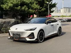 2023 Changan UNI-V 1.5T Sport, белый — фото 1