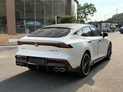 2023 Changan UNI-V 1.5T Sport, белый — фото 16
