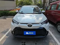 2022 Toyota Frontlander 2.0L CVT Leading, белый — фото 2