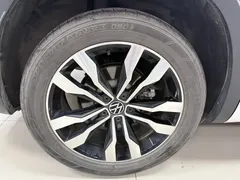 2022 Volkswagen Tayron 380TSI 4WD R-Line, белый — фото 28