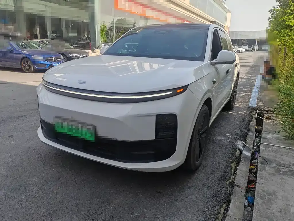 2024 Li Auto L6