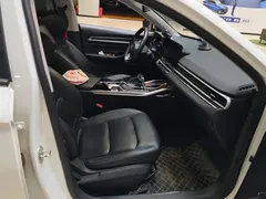 2022 Geely Emgrand 4th Gen 1.5L CVT Premium, белый — фото 8
