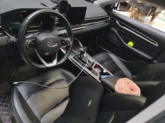 2022 Geely Emgrand 4th Gen 1.5L CVT Premium, белый — фото 12