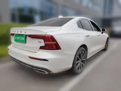 2021 Volvo S60 T4 Luxury, белый — фото 4