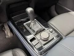 2022 Mazda CX-30 2.0L AT, белый — фото 9