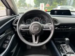 2022 Mazda CX-30 2.0L AT, белый — фото 14