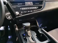 2023 Lexus ES 260 Excellence, чёрный — фото 9