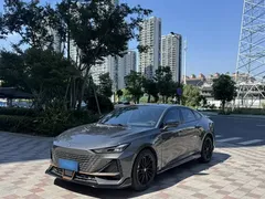 2022 Changan UNI-V 1.5T Sport — фото 1