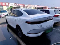 2025 BYD Qin PLUS DM-i PHEV Smart Driving 55km Leading, белый — фото 5