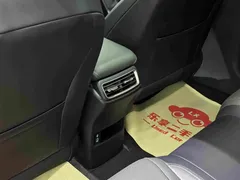 2024 BYD Qin L PHEV 120km Leading — фото 22