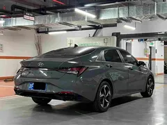 2021 Hyundai Elantra 1.5L CVT LUX Premium — фото 6