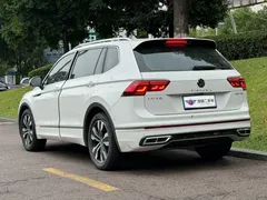 2022 Volkswagen Tiguan L 330TSI AT 2WD R-Line, белый — фото 4