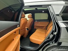 2024 Aito M7 1.5T RWD Smart Driving Ultra 5-seat, чёрный — фото 18