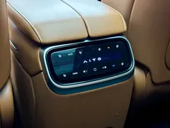 2024 Aito M7 1.5T RWD Smart Driving Ultra 5-seat, чёрный — фото 19