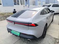 2022 Changan UNI-V 1.5T Premium — фото 7