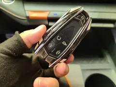2022 Changan UNI-V 1.5T Premium — фото 9