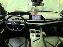 2022 Changan UNI-V 1.5T Premium — фото 10