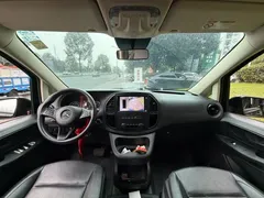 2021 Mercedes-Benz Vito 2.0T Elite 7-seat, чёрный — фото 13