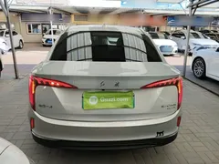 2024 Hongqi E-QM5 EV 610km Plus — фото 6