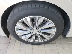 2024 Hongqi E-QM5 EV 610km Plus — фото 23