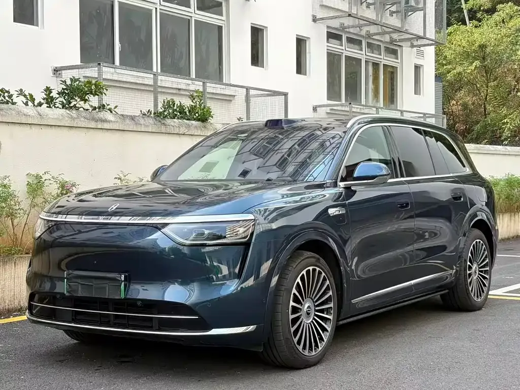 2025 Aito M8 EREV Ultra 53.4kWh 5-Seat 192-line Lidar