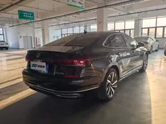 2022 Volkswagen Passat 330TSI Luxury, чёрный — фото 6
