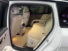2025 Li Auto i6 4WD Standard, белый — фото 8