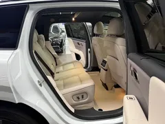 2025 Li Auto i6 4WD Standard, белый — фото 14