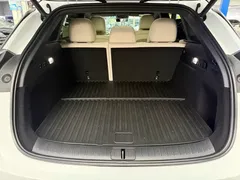 2025 Li Auto i6 4WD Standard, белый — фото 18