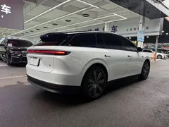 2025 Li Auto i6 4WD Standard, белый — фото 21