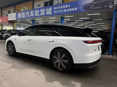 2025 Li Auto i6 4WD Standard, белый — фото 22