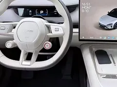 2026 Xiaomi SU7 RWD Standard — фото 7