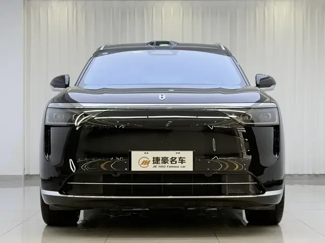 2025 Aito M8 EREV Max+ 53.4kWh 6-seat 192-line LiDAR