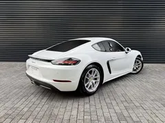2022 Porsche 718 Cayman 2.0T, белый — фото 3