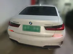 2021 BMW 3 Series 320Li M Sport Package, белый — фото 3