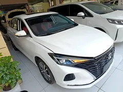 2021 Changan Eado PLUS Blue Whale NE 1.4T GDI DCT Premium, белый — фото 4