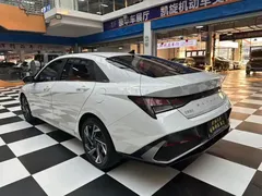 2023 Hyundai Elantra 1.5L CVT GLX Elite, белый — фото 14