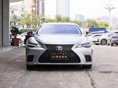 2021 Lexus LS 500h Executive — фото 2
