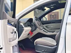 2025 BYD Song PLUS DM-i 112KM PHEV Premium, белый — фото 5