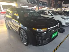 2026 Leapmotor C16 EREV 280 Lidar 6-seat, чёрный — фото 4