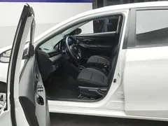 2021 Toyota Vios 1.5L CVT, белый — фото 9