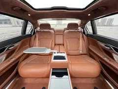 2019 BMW 7 Series M760Li xDrive V12 Luxury Package, чёрный — фото 10