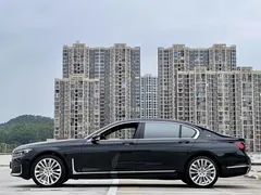 2019 BMW 7 Series M760Li xDrive V12 Luxury Package, чёрный — фото 13