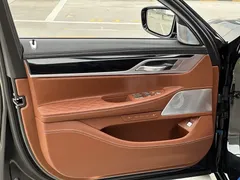 2019 BMW 7 Series M760Li xDrive V12 Luxury Package, чёрный — фото 14