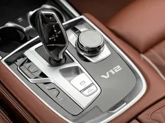 2019 BMW 7 Series M760Li xDrive V12 Luxury Package, чёрный — фото 17