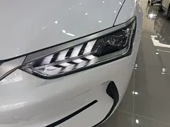 2024 BYD Qin PLUS Honor EV 510km Leading, белый — фото 24