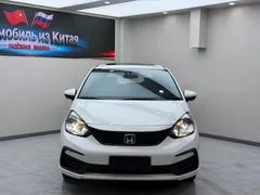 2022 Honda Fit 1.5L CVT Sunroof, белый — фото 2